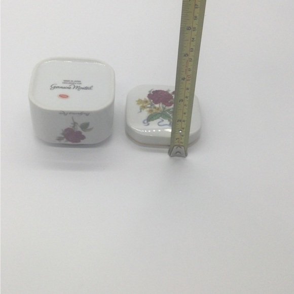 Vintage floral rose porcelain vanity jar trinket box Japan Bulgarian powder - Picture 8 of 11